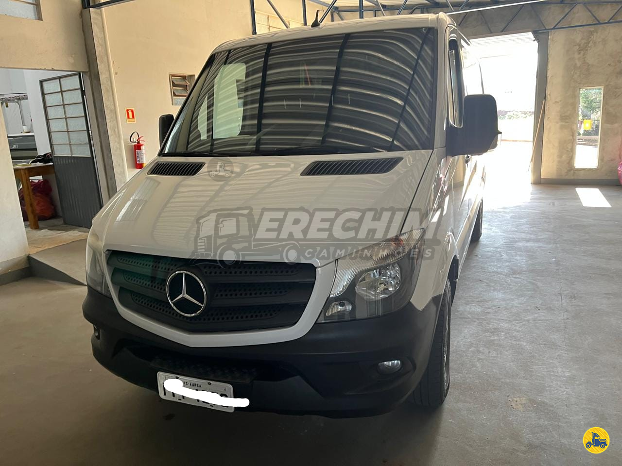 VANS MERCEDES-BENZ Sprinter VAN 415 Erechim Caminhões ERECHIM RIO GRANDE DO SUL RS
